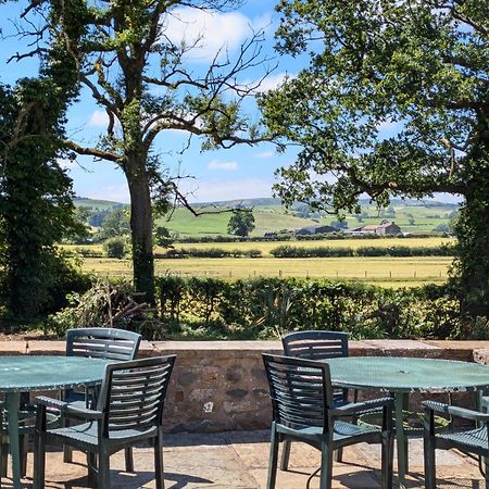 The Whoop Hotell Kirkby Lonsdale Exteriör bild