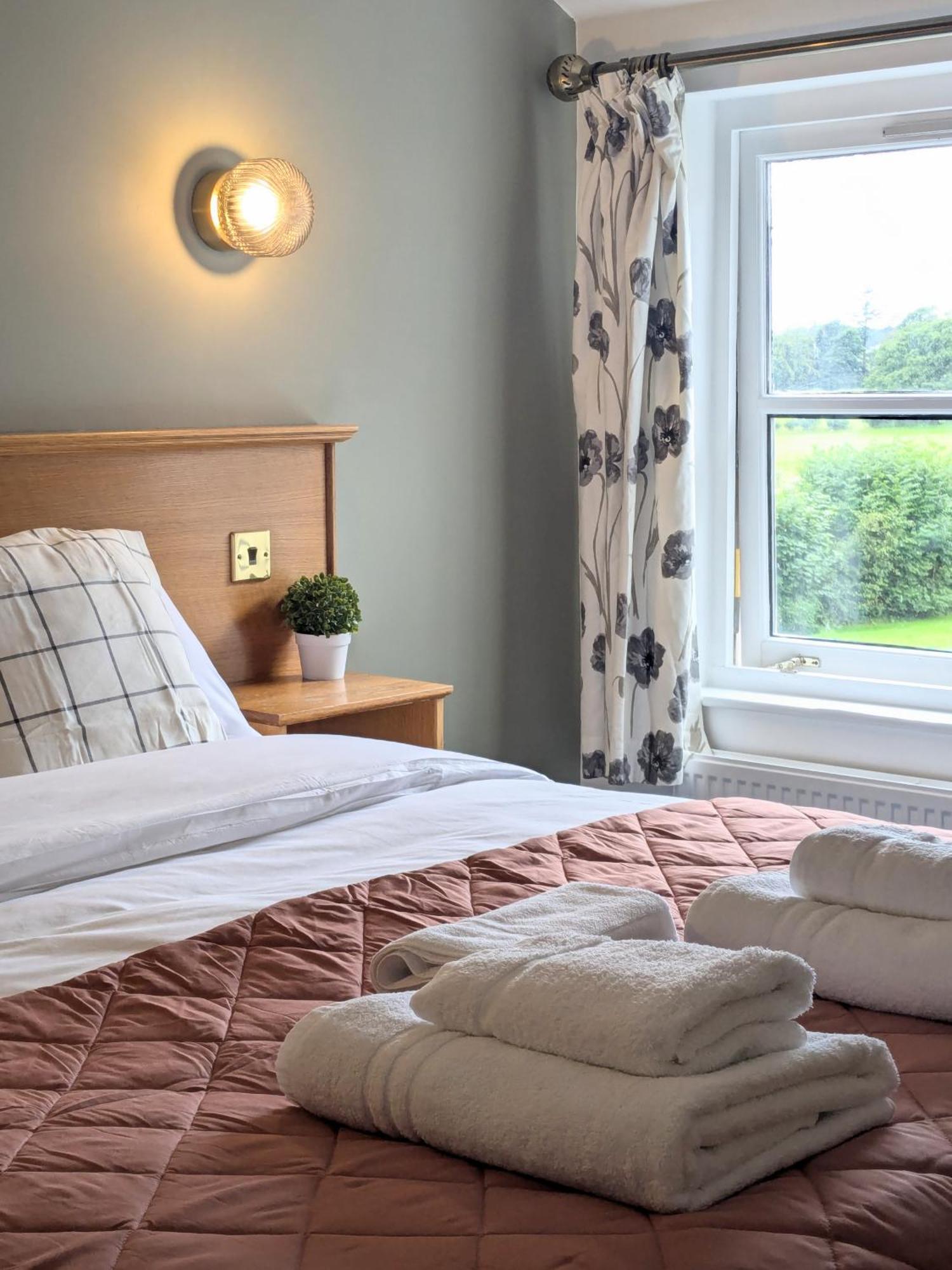 The Whoop Hotell Kirkby Lonsdale Exteriör bild