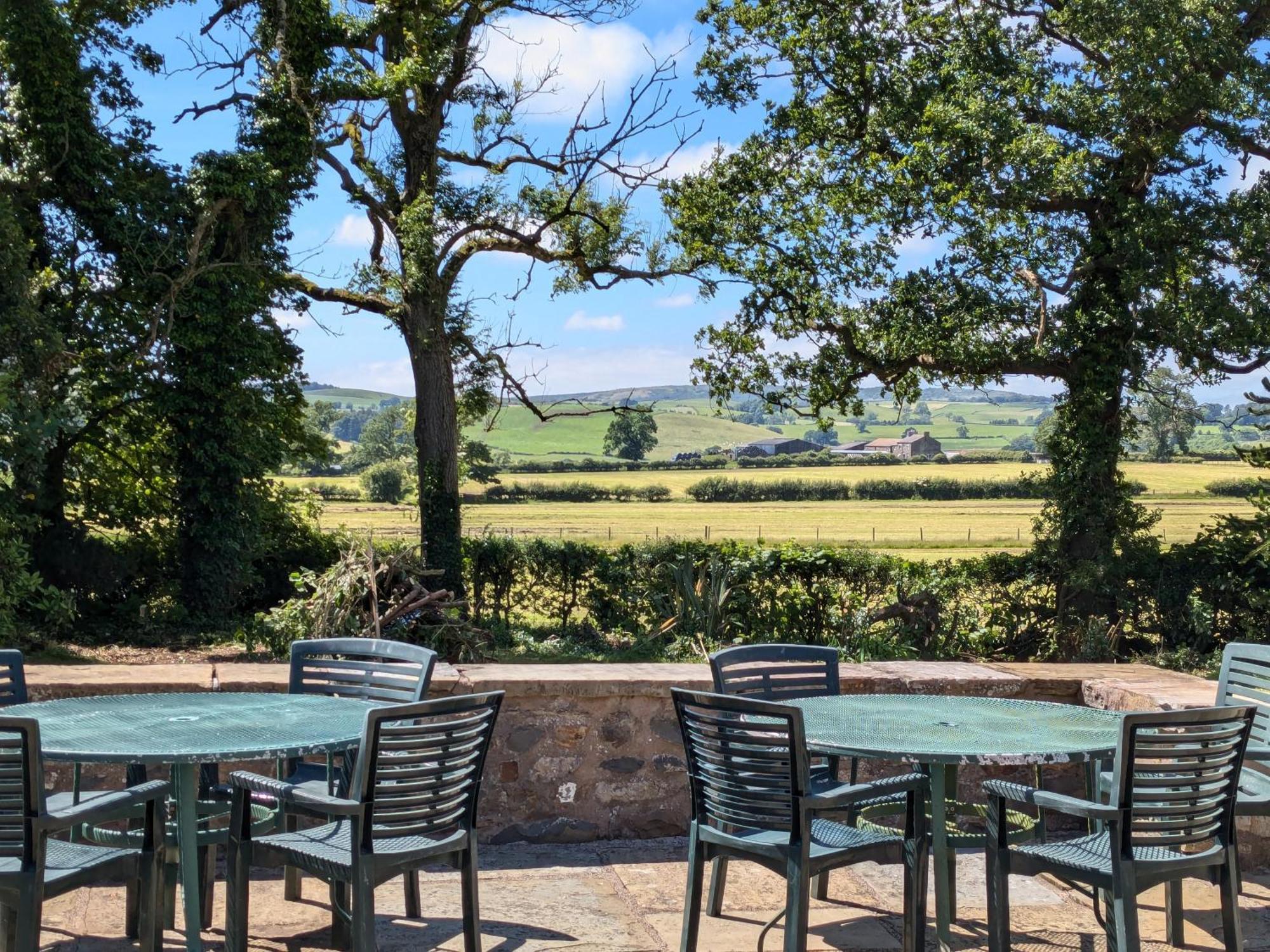 The Whoop Hotell Kirkby Lonsdale Exteriör bild